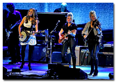 Larry Knechtel playing keyboards for the Dixie Chicks in 2007